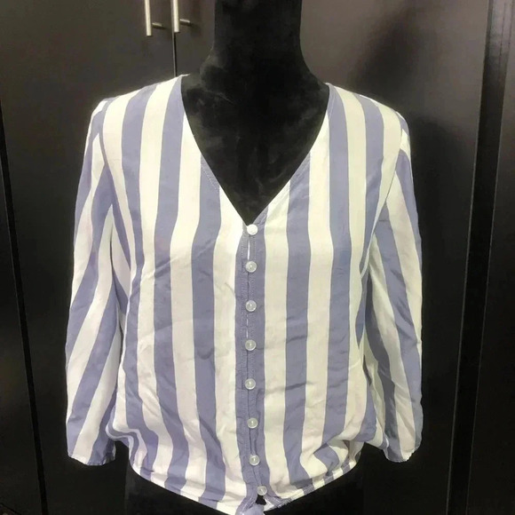 Olive & Oak V-neck vertical stripe, button-down, long sleeve blouse - Picture 1 of 8